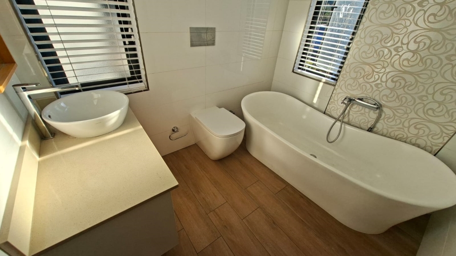6 Bedroom Property for Sale in Shandon Mpumalanga