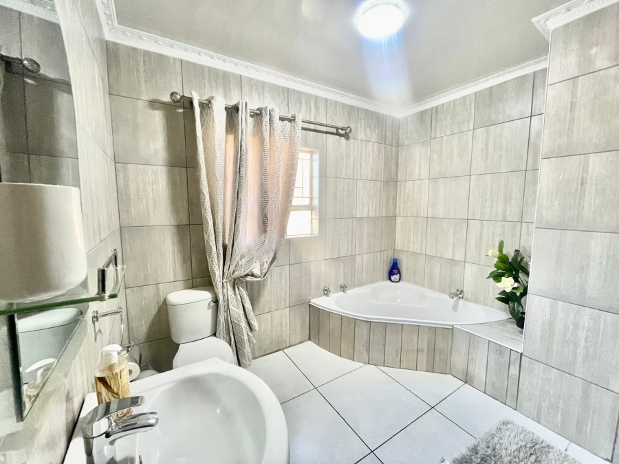 4 Bedroom Property for Sale in Evander Mpumalanga