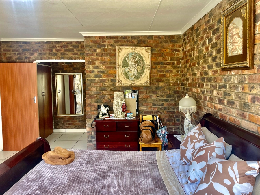 4 Bedroom Property for Sale in Evander Mpumalanga