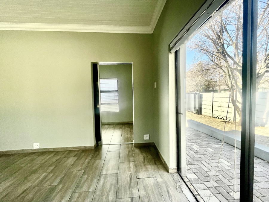 4 Bedroom Property for Sale in Cosmosrand Mpumalanga