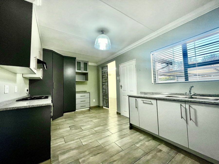 4 Bedroom Property for Sale in Cosmosrand Mpumalanga