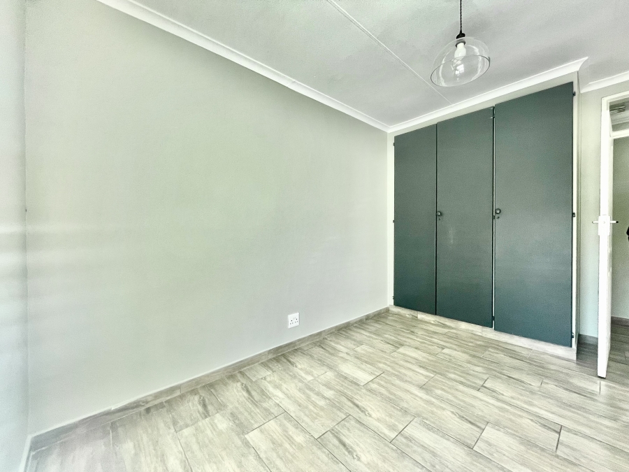4 Bedroom Property for Sale in Cosmosrand Mpumalanga