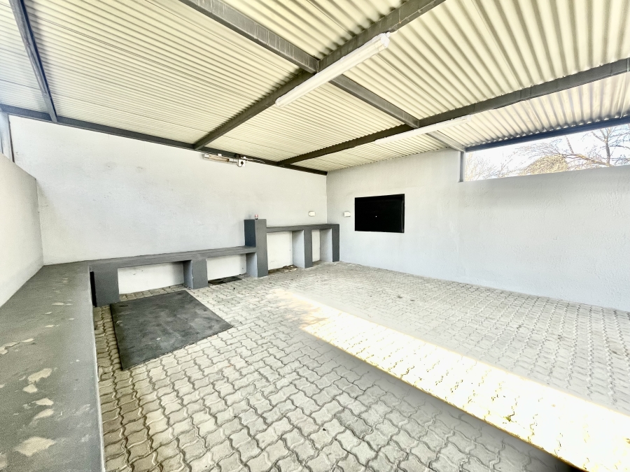4 Bedroom Property for Sale in Cosmosrand Mpumalanga