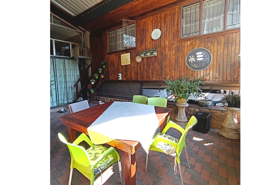 4 Bedroom Property for Sale in Nelspruit Ext 5 Mpumalanga