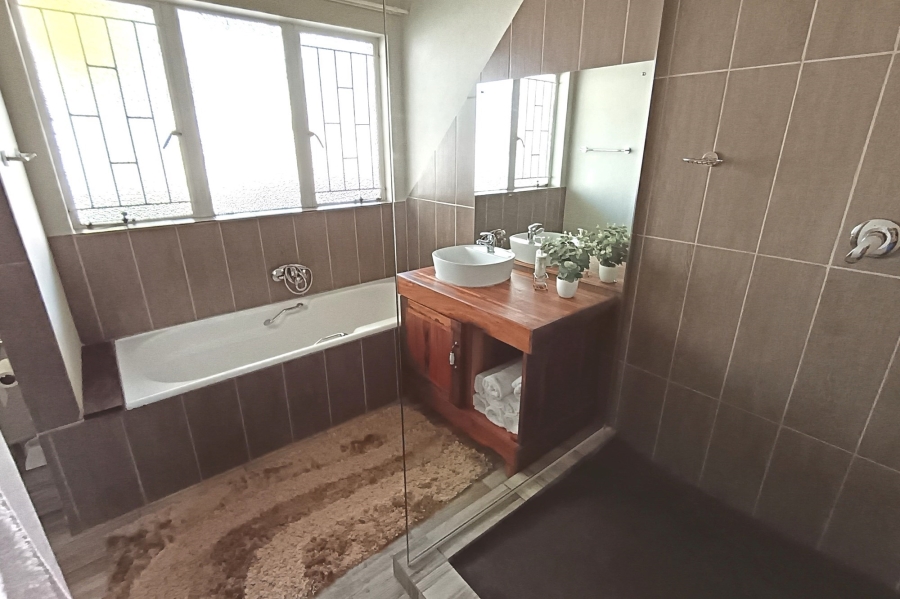 4 Bedroom Property for Sale in Nelspruit Ext 5 Mpumalanga