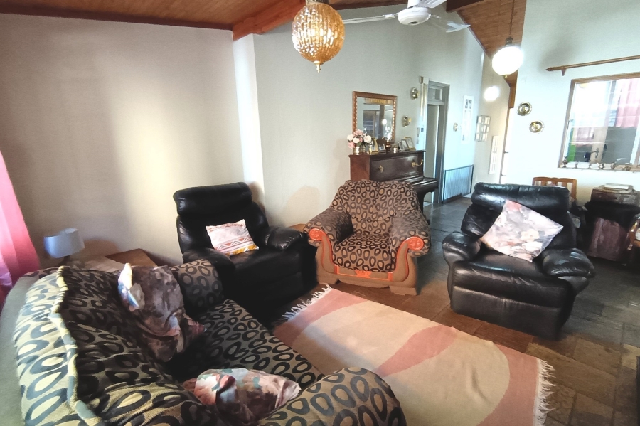 4 Bedroom Property for Sale in Nelspruit Ext 5 Mpumalanga