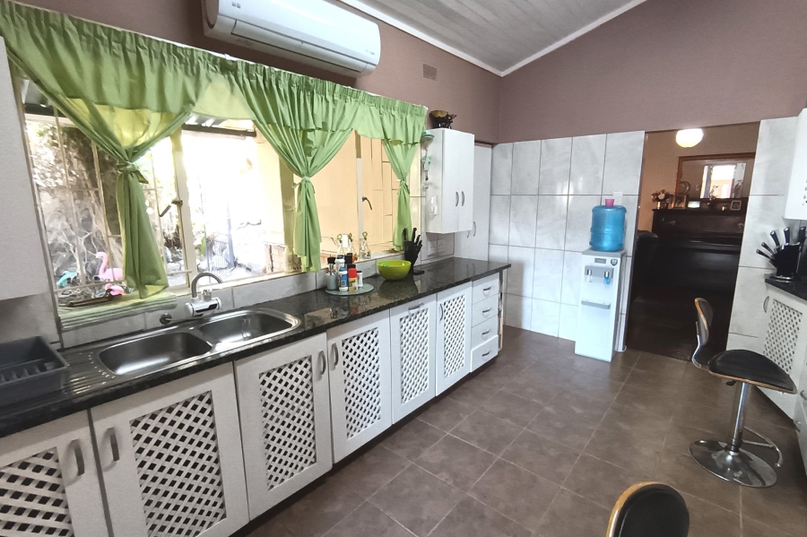 4 Bedroom Property for Sale in Nelspruit Ext 5 Mpumalanga