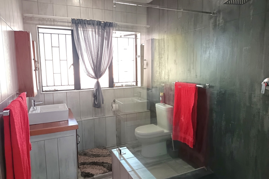 4 Bedroom Property for Sale in Nelspruit Ext 5 Mpumalanga