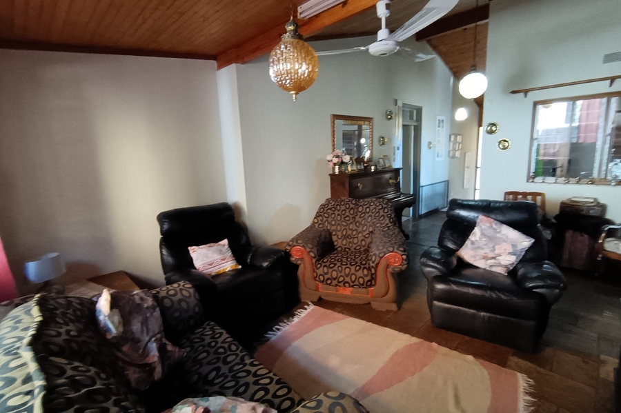 4 Bedroom Property for Sale in Nelspruit Ext 5 Mpumalanga