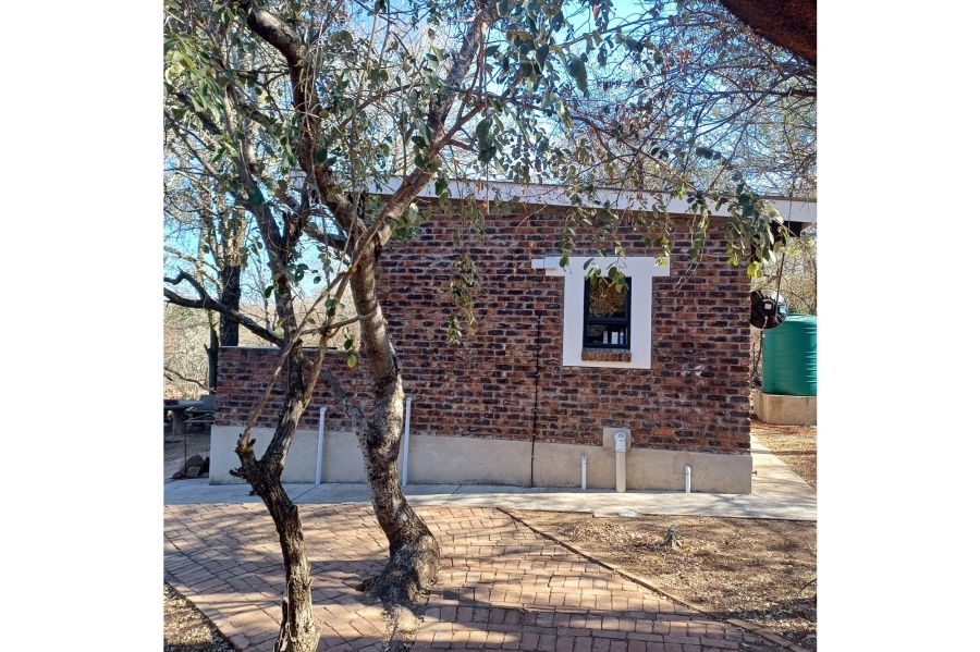 2 Bedroom Property for Sale in Marloth Park Mpumalanga