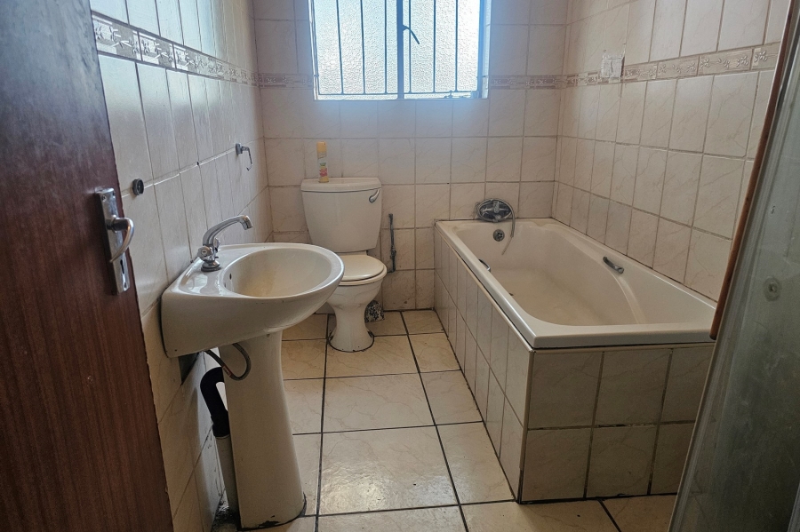 17 Bedroom Property for Sale in Clubville Mpumalanga