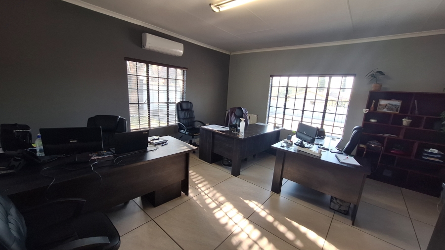 Commercial Property for Sale in Die Heuwel Ext 4 Mpumalanga