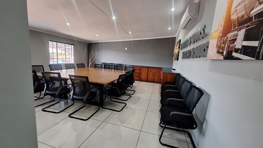 Commercial Property for Sale in Die Heuwel Ext 4 Mpumalanga