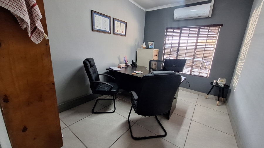 Commercial Property for Sale in Die Heuwel Ext 4 Mpumalanga
