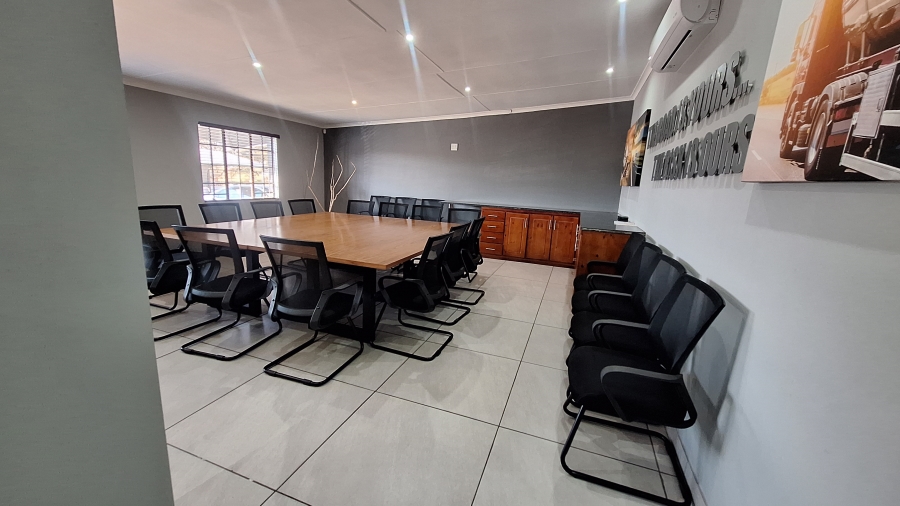 To Let commercial Property for Rent in Die Heuwel Ext 4 Mpumalanga