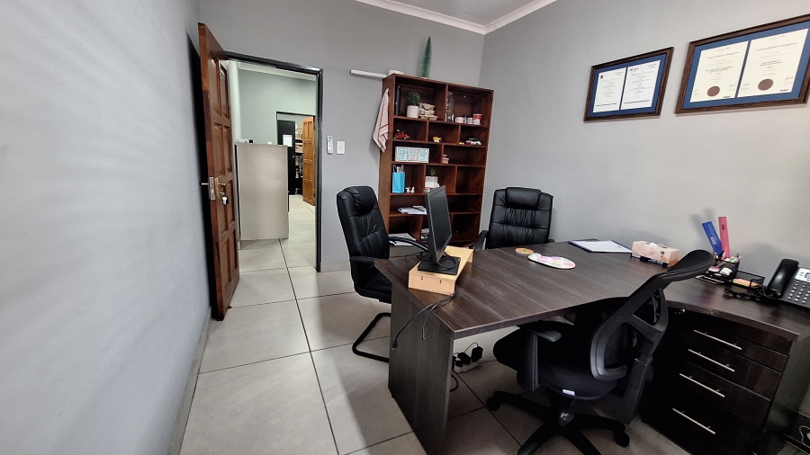 To Let commercial Property for Rent in Die Heuwel Ext 4 Mpumalanga