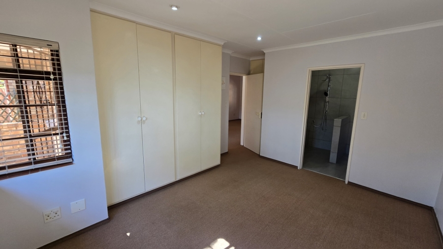 1 Bedroom Property for Sale in White River Mpumalanga
