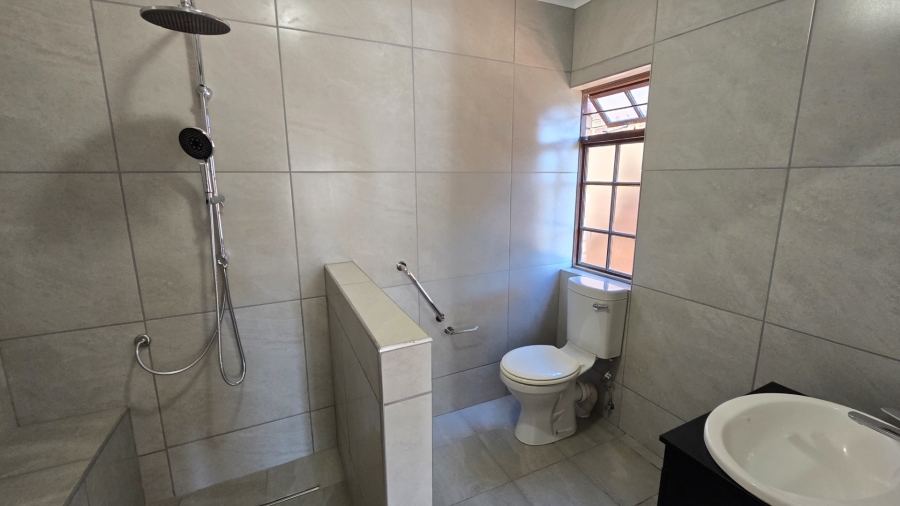 1 Bedroom Property for Sale in White River Mpumalanga