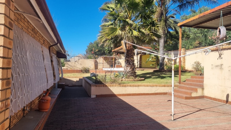 To Let 5 Bedroom Property for Rent in Die Heuwel Mpumalanga