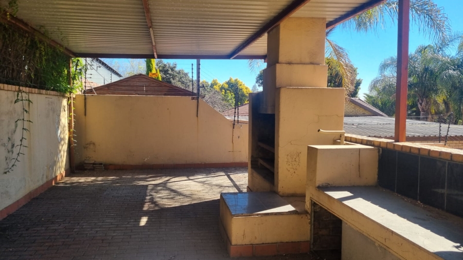 To Let 5 Bedroom Property for Rent in Die Heuwel Mpumalanga