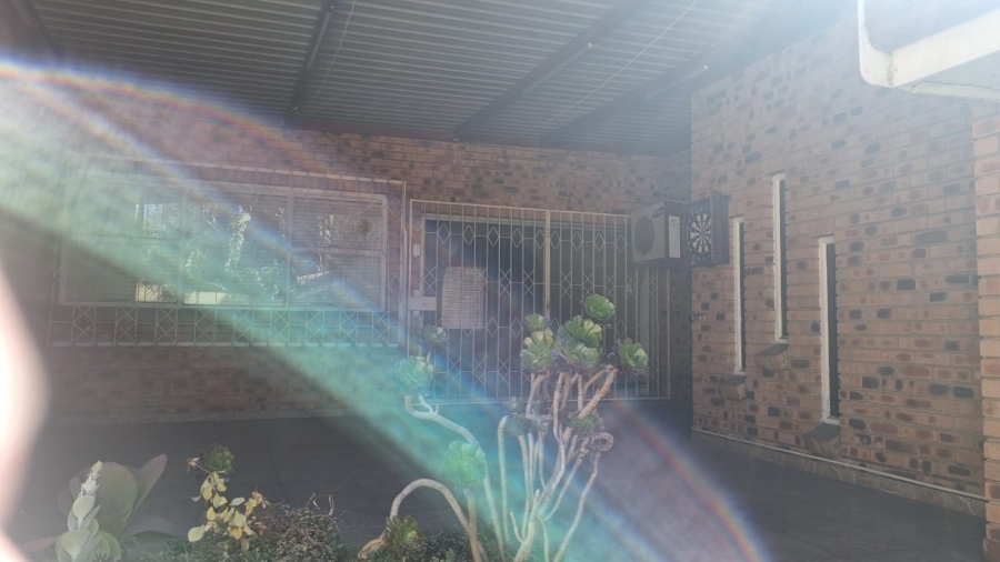 To Let 5 Bedroom Property for Rent in Die Heuwel Mpumalanga