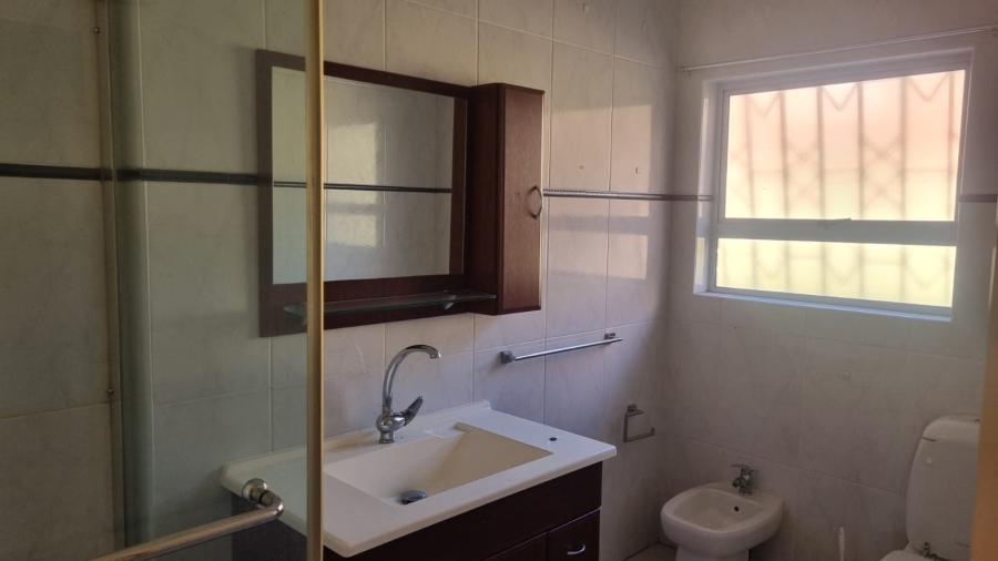 To Let 5 Bedroom Property for Rent in Die Heuwel Mpumalanga