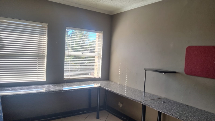 To Let 5 Bedroom Property for Rent in Die Heuwel Mpumalanga