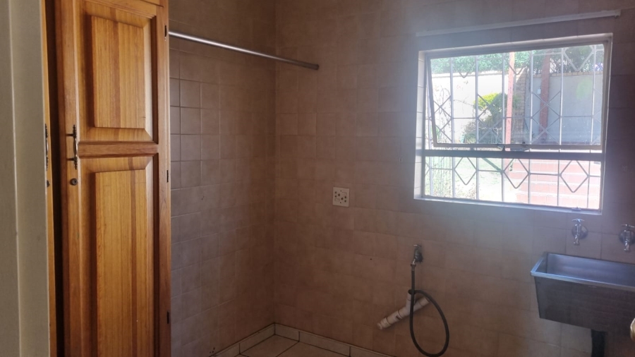 To Let 5 Bedroom Property for Rent in Die Heuwel Mpumalanga