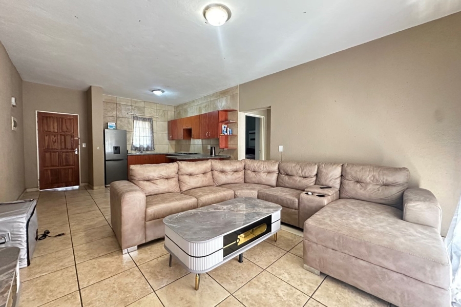 2 Bedroom Property for Sale in Stonehenge Ext 8 Mpumalanga