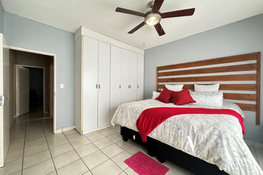2 Bedroom Property for Sale in Stonehenge Ext 8 Mpumalanga
