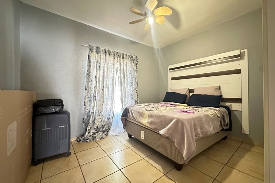 2 Bedroom Property for Sale in Stonehenge Ext 8 Mpumalanga