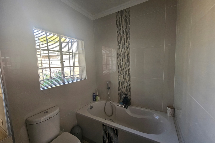 4 Bedroom Property for Sale in Kingsview Mpumalanga