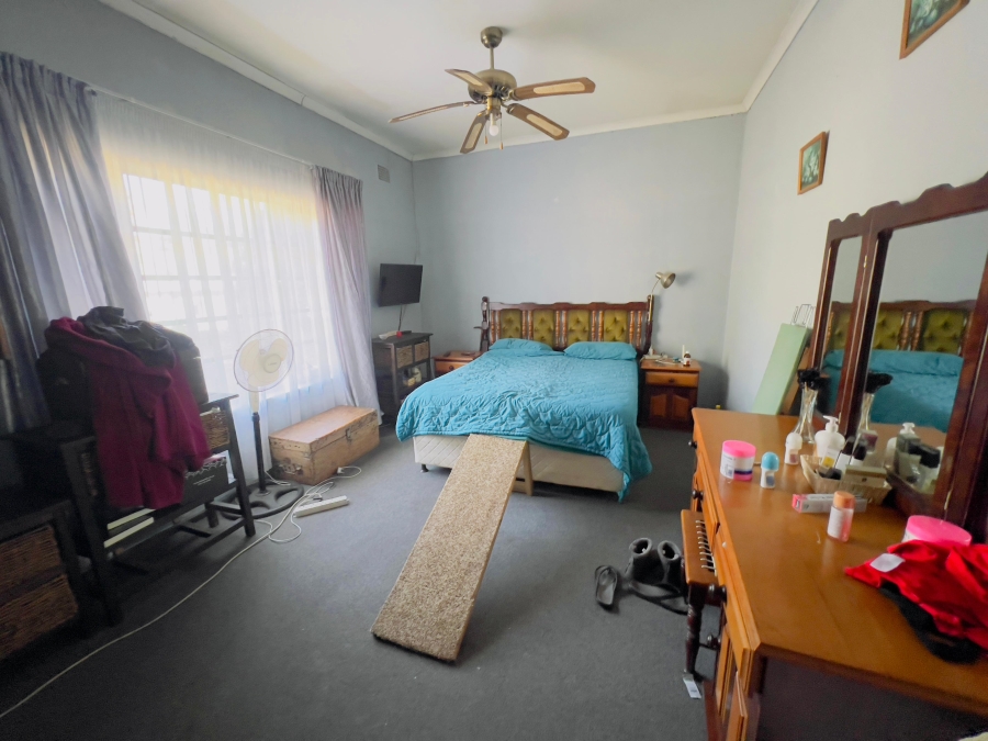 4 Bedroom Property for Sale in Nelspruit Ext 2 Mpumalanga