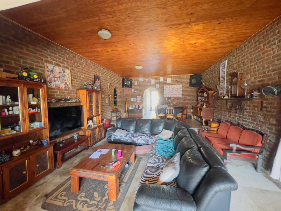 4 Bedroom Property for Sale in Nelspruit Ext 2 Mpumalanga