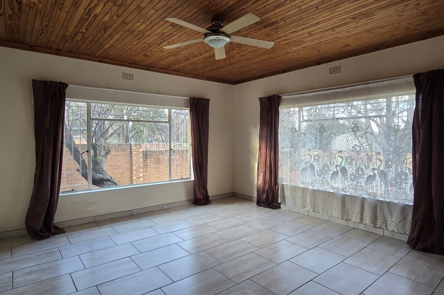 4 Bedroom Property for Sale in Gholfsig Mpumalanga
