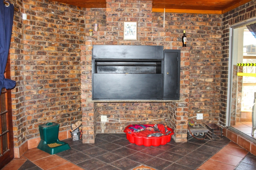 3 Bedroom Property for Sale in Aerorand Mpumalanga