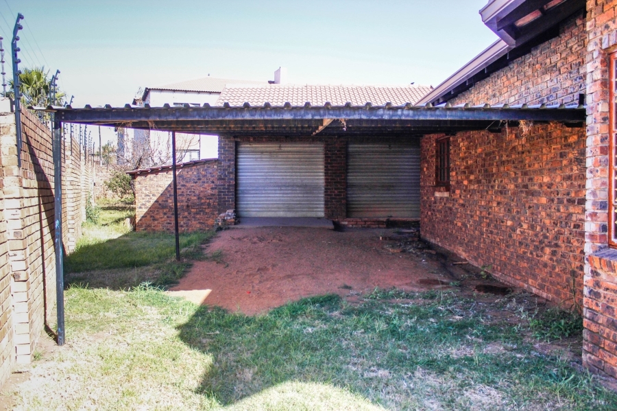 3 Bedroom Property for Sale in Aerorand Mpumalanga