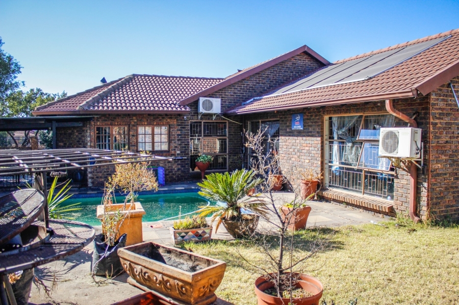 3 Bedroom Property for Sale in Aerorand Mpumalanga
