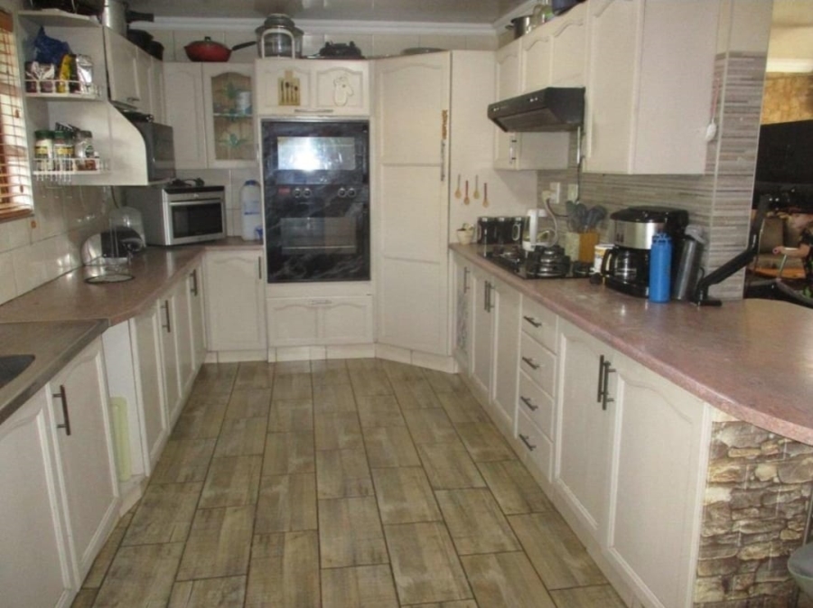 4 Bedroom Property for Sale in Suidheuwel Mpumalanga