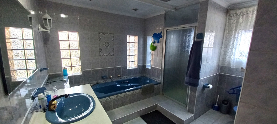 4 Bedroom Property for Sale in Aerorand South Mpumalanga
