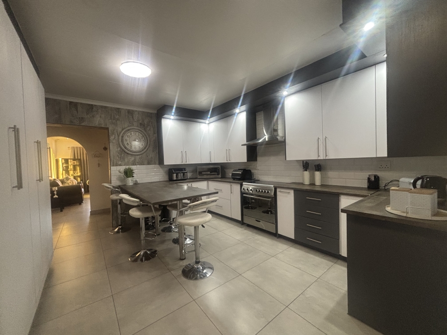 4 Bedroom Property for Sale in Hoeveld Park Mpumalanga