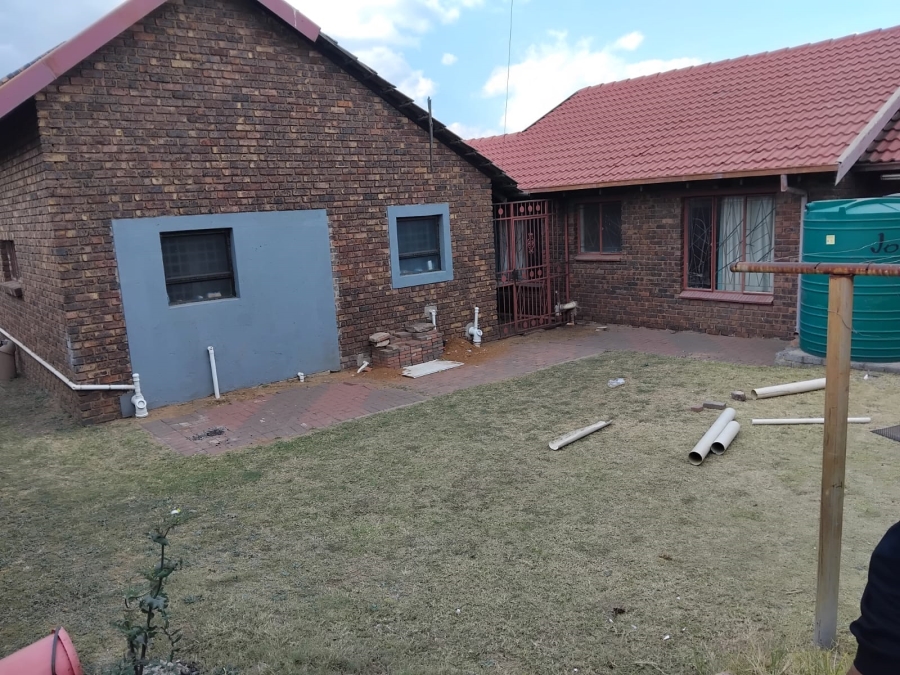 3 Bedroom Property for Sale in Kwaguqa Ext 7 Mpumalanga