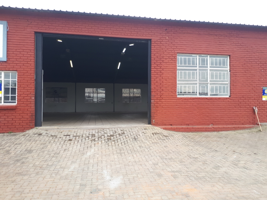 To Let commercial Property for Rent in White River Mpumalanga