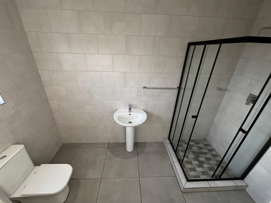 To Let 5 Bedroom Property for Rent in Reyno Ridge Mpumalanga