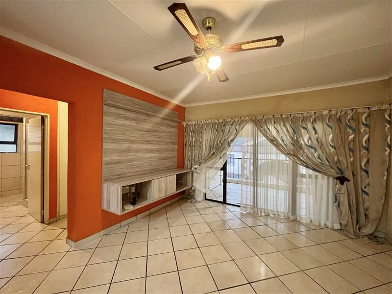 2 Bedroom Property for Sale in Stonehenge Ext 8 Mpumalanga