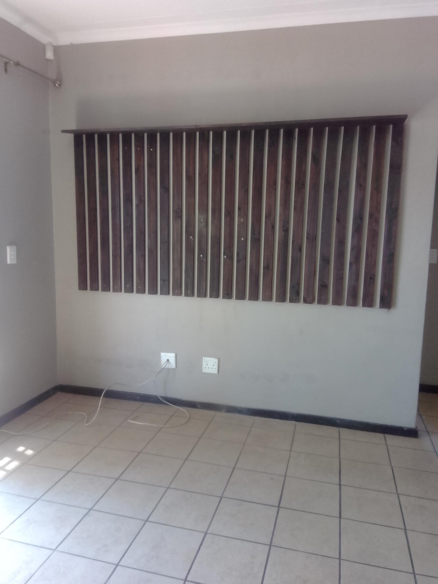 To Let 2 Bedroom Property for Rent in White River Ext 46 Mpumalanga
