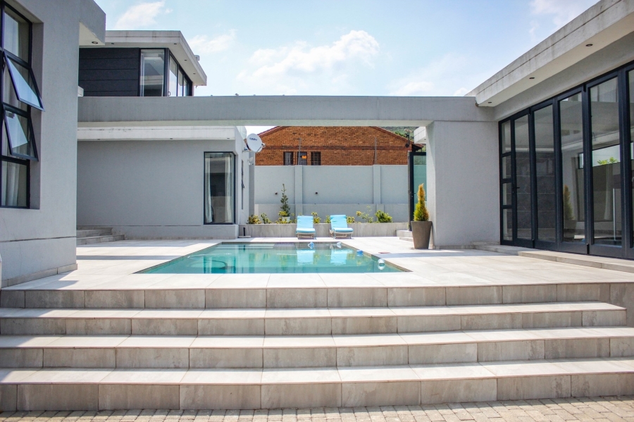 7 Bedroom Property for Sale in Gholfsig Mpumalanga