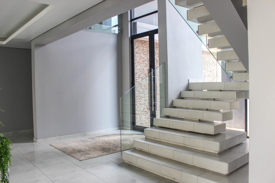 7 Bedroom Property for Sale in Gholfsig Mpumalanga