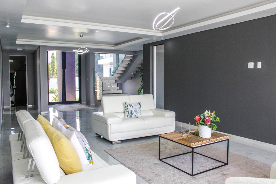 7 Bedroom Property for Sale in Gholfsig Mpumalanga