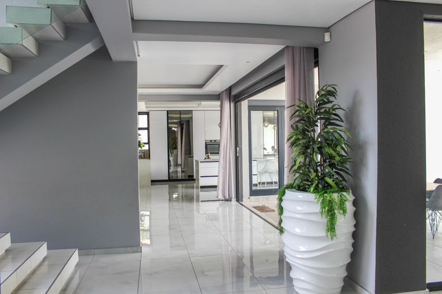 7 Bedroom Property for Sale in Gholfsig Mpumalanga
